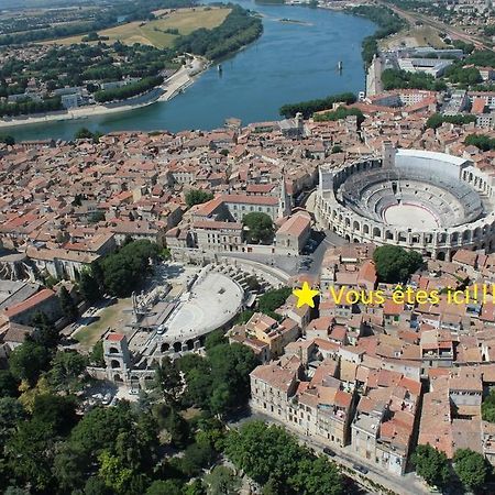 Le Nid Des Arenes Apartment Arles Ruang foto