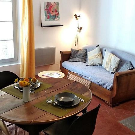 Le Nid Des Arenes Apartment Arles Bagian luar foto